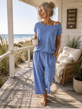 ((( SOLD OUT ))) Free People Movement. One to Beat Set in Riviera Blue. XS